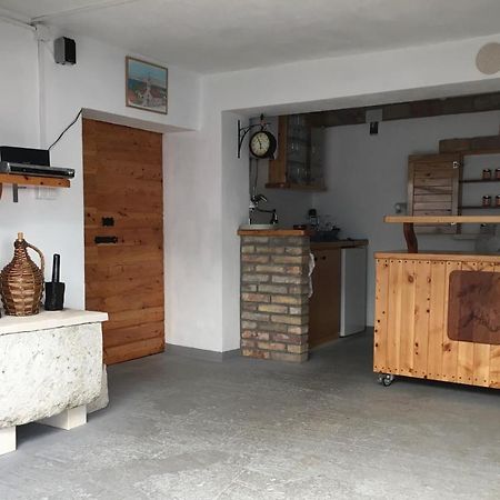 Guesthouse Cipre Lumbarda Exterior foto