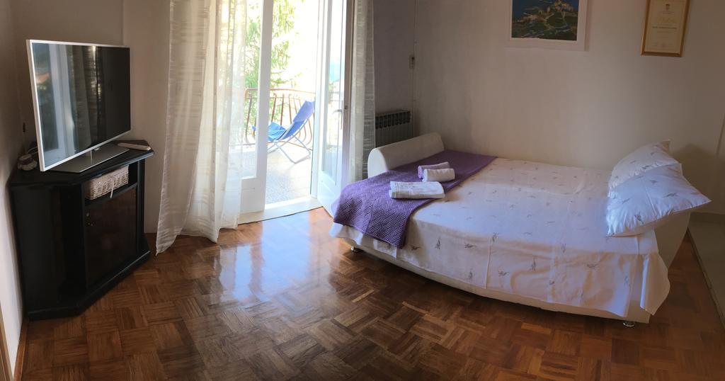 Guesthouse Cipre Lumbarda Exterior foto